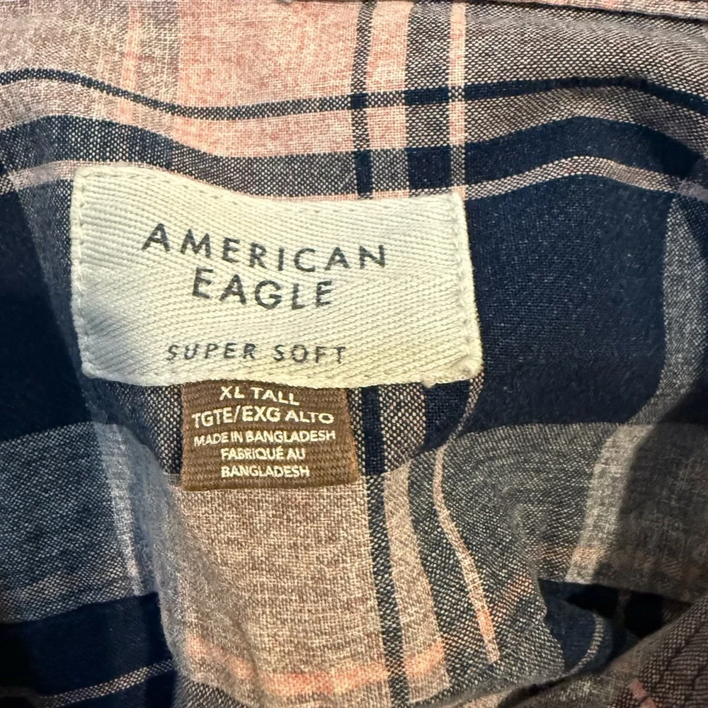 American Eagle Outfitters Blue and Pink Casual Button Down Shirt - Picture 3 of 3